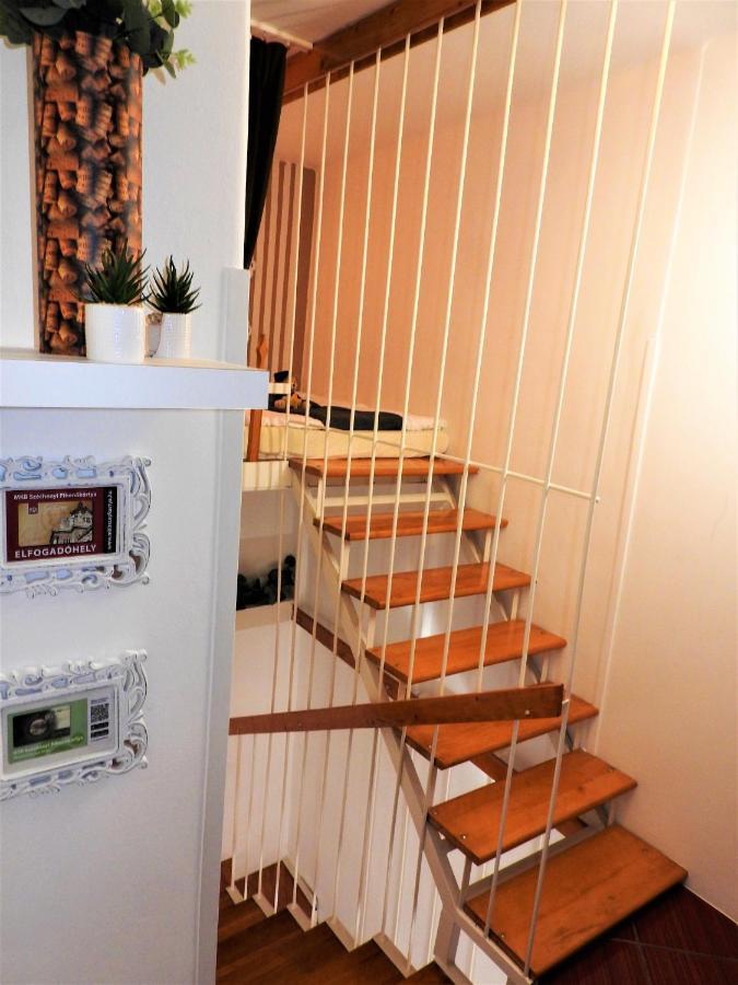 Léna Apartman - Eger Esterno foto