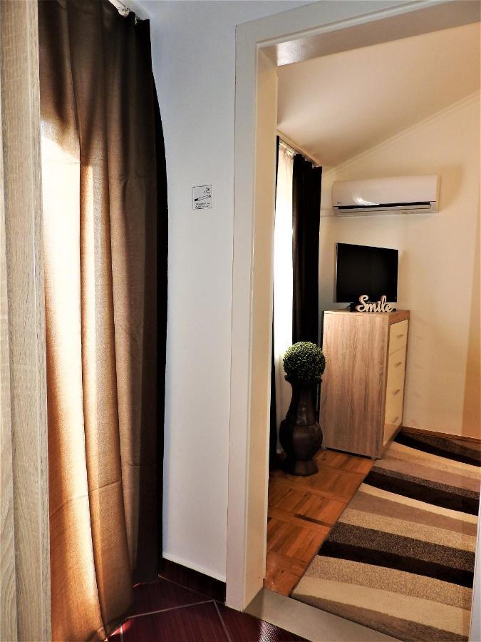 Léna Apartman - Eger Esterno foto